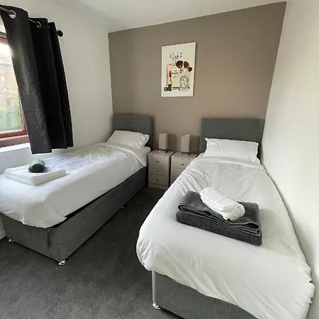 5 Lockside Free Secure Parking بيت للعطل يورك