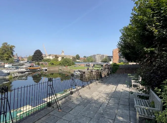 別荘 5 Lockside Free Secure Parking