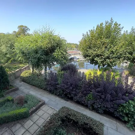 Vakantiehuis 5 Lockside Free Secure Parking *