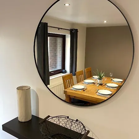 Vakantiehuis 5 Lockside Free Secure Parking