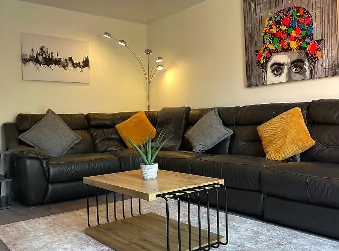 5 Lockside Free Secure Parking Semesterbostad *