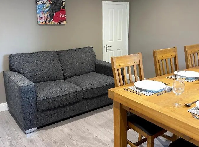 5 Lockside Free Secure Parking بيت للعطل